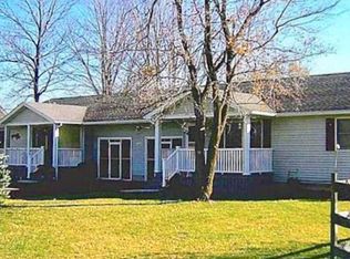 7380 Bowen Rd #W, Lockport, NY 14094