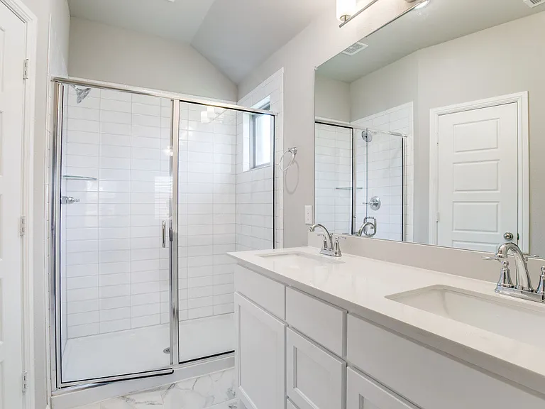 313 Ember Cir — Photo 14