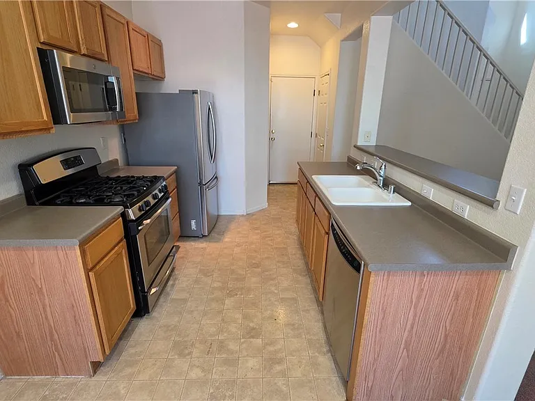 10668 Congaree St — Photo 3