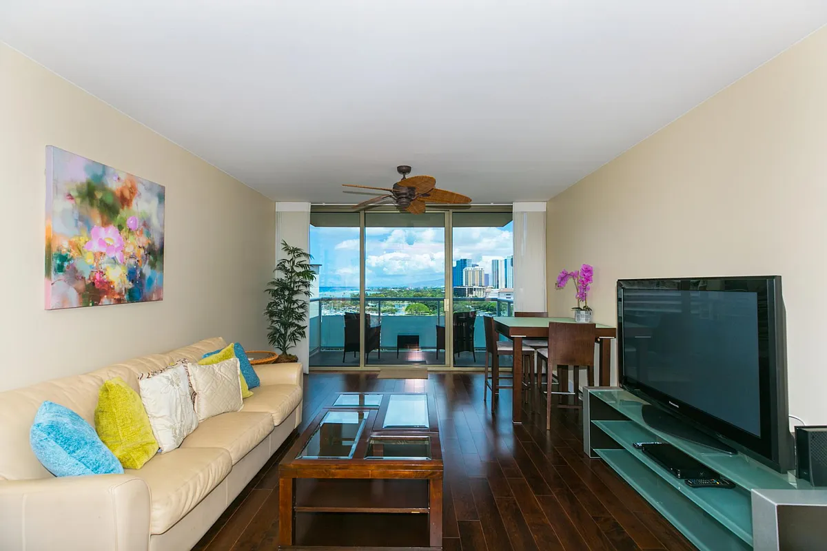 Building Photo - 1551 Ala Wai Blvd #1204