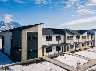 254 N Spring Creek Pkwy #4, Providence, UT 84332