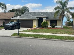 9561 Cypress Dr N, Fort Myers, FL 33967