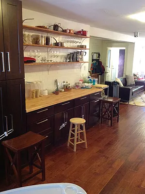 Rented by Peace of Mind Realty | media 28