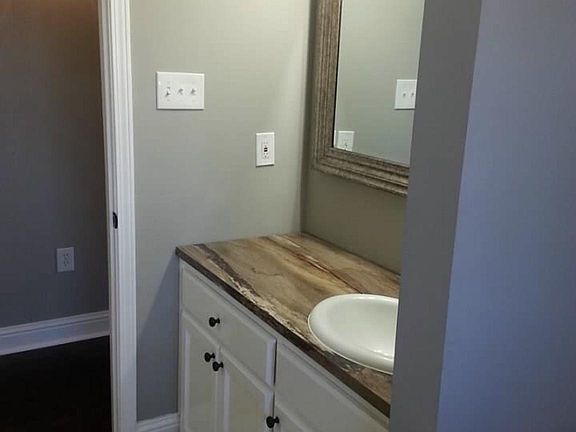 5th image of 15726 Alford Dr