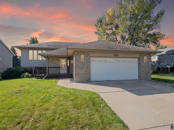 4913 E 33rd St, Sioux Falls, SD 57110
