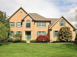 3201 Muirfield Rd, Center Valley, PA 18034