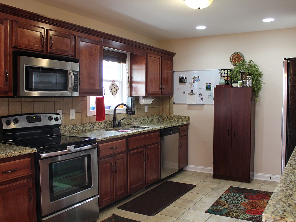 1st image of 1860 Apache Way