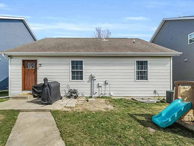 1601 Ogelthorpe Ave — Photo 19