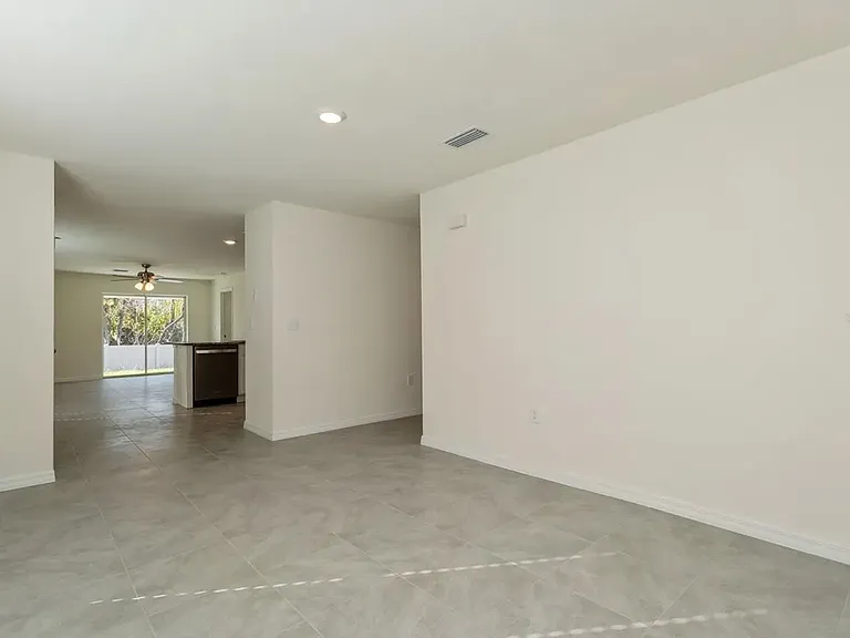 5185 Rocky Coast Pl — Photo 2
