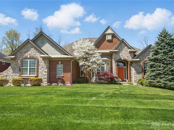 5667 Hickory Place Dr, Cincinnati, OH 45247