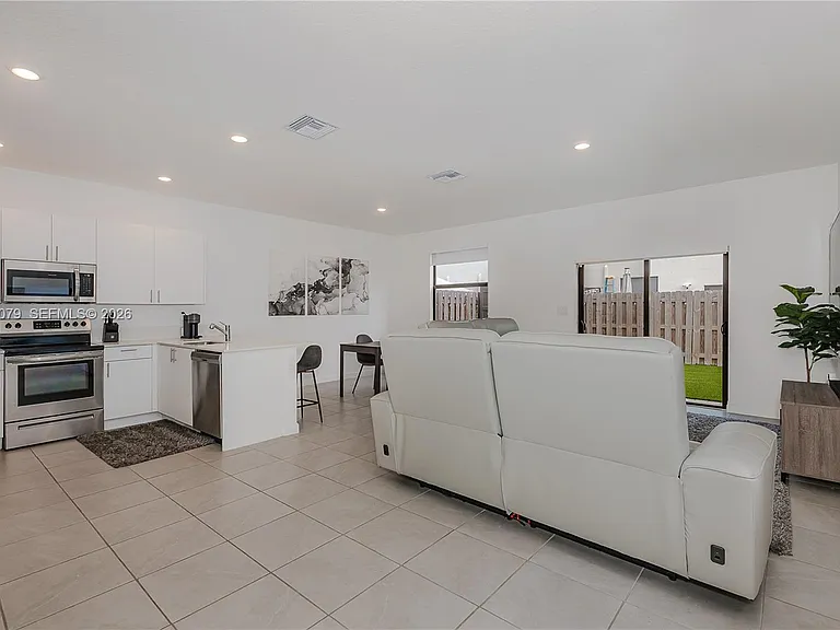 13079 SW 286th Way — Photo 3