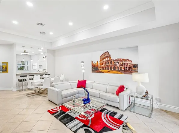 7859 Sanctuary CIR #2, NAPLES, FL 34104