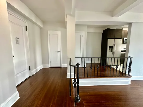 1080 Amsterdam Avenue image 5 of 31