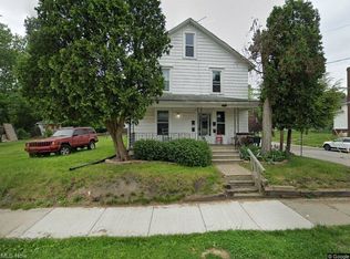 1052 Yale St APT 2, Akron, OH 44301