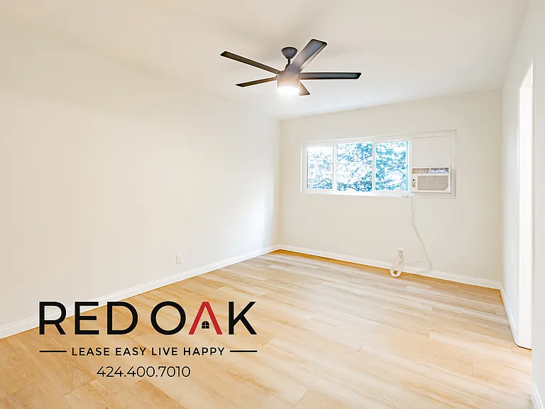 259 N Euclid Ave #1 — Photo 3