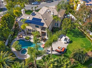 1042 Valleyside Ln, Encinitas, CA 92024