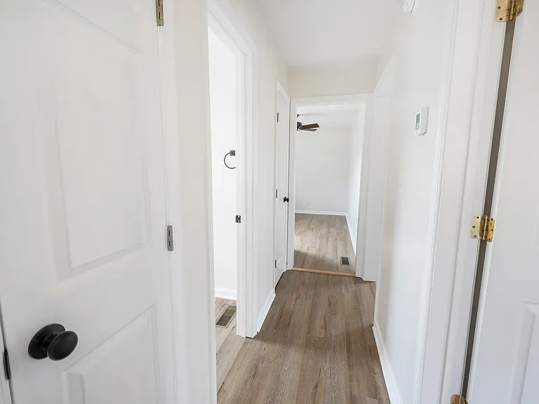 244 Newcomb Dr — Photo 13