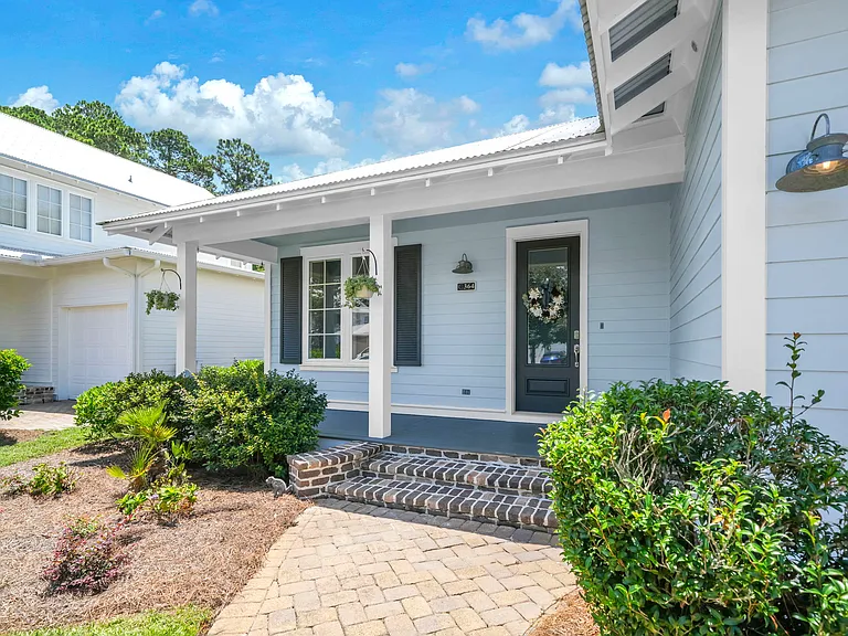 364 Carson Oaks Ln — Photo 2