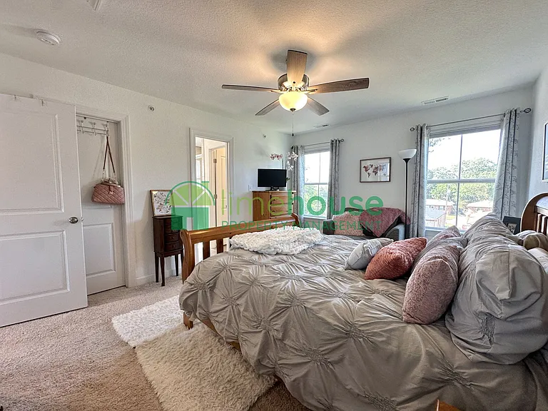 4329 Pinter Ln — Photo 11