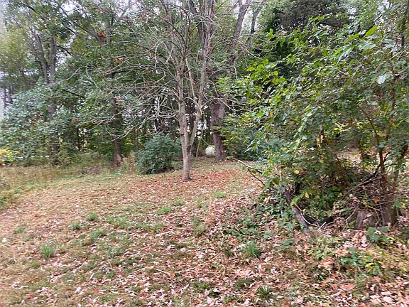 5th image of 17653 Laube Rd