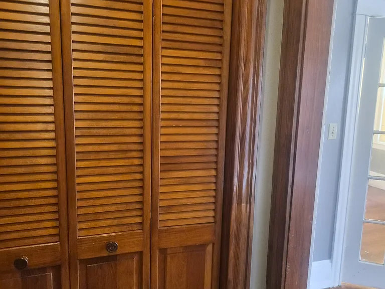 650 Elmwood Ave #1 — Photo 4