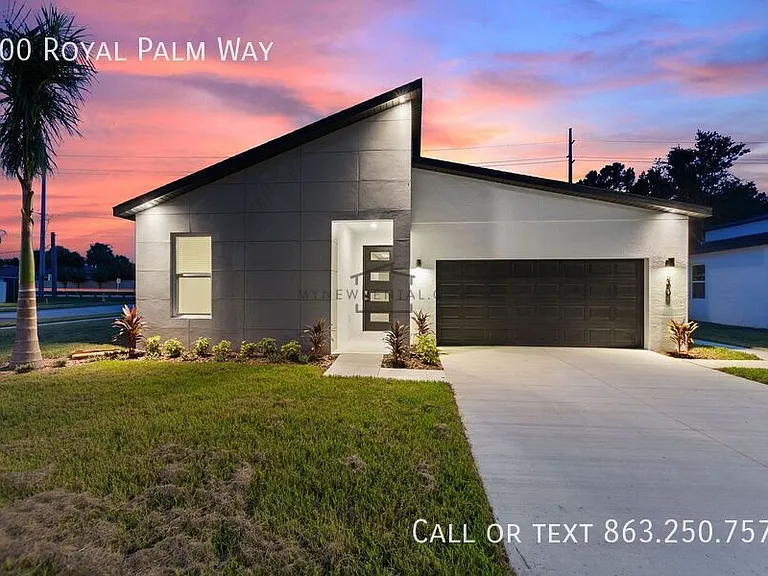 300 Royal Palm Way — Photo 1