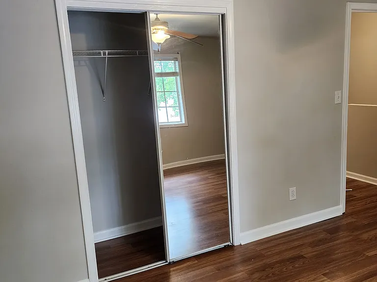 6940 Roswell Rd #19C — Photo 14