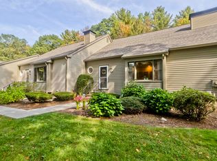 419 Southwick Rd APT R77, Westfield, MA 01085