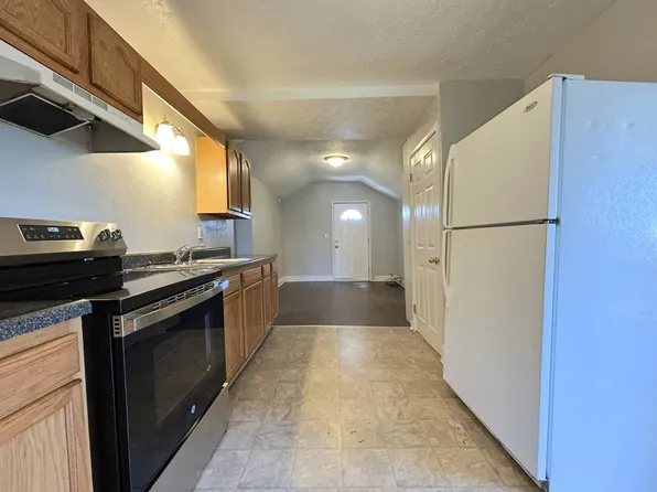 2058 E 5th Ave APT 2, Knoxville, TN 37917