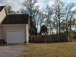 2nd image of 611 Birkenhead Dr