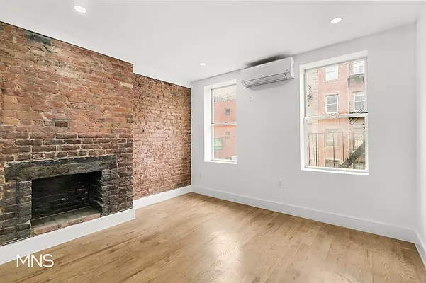 Rented by MNS Marketing | media 37