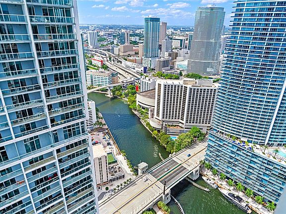 4th image of 475 Brickell Ave APT 4713