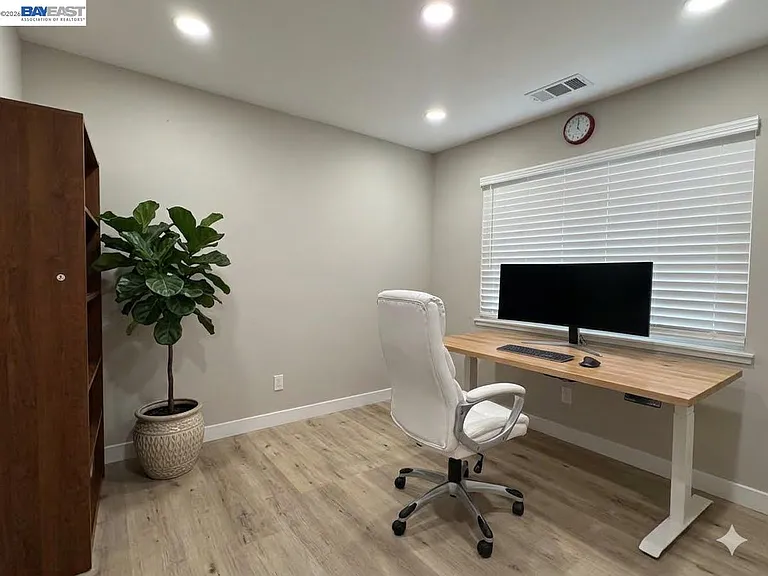 41348 Whitecrest Ct — Photo 17