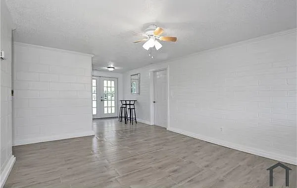 1096 Strickland Bridge Rd — Photo 13