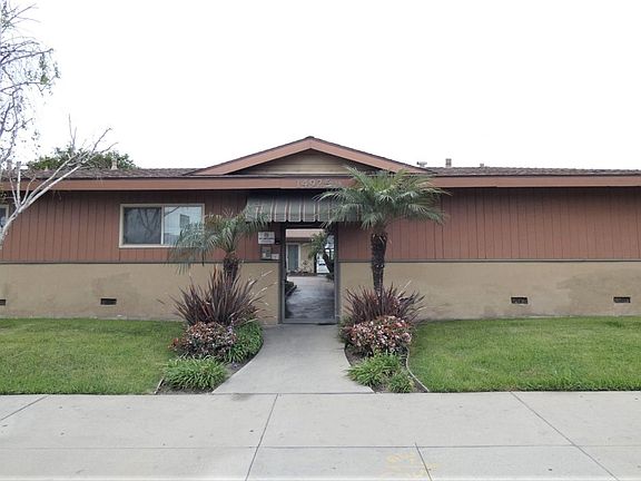 2nd image of 14925 Clark Ave #B
