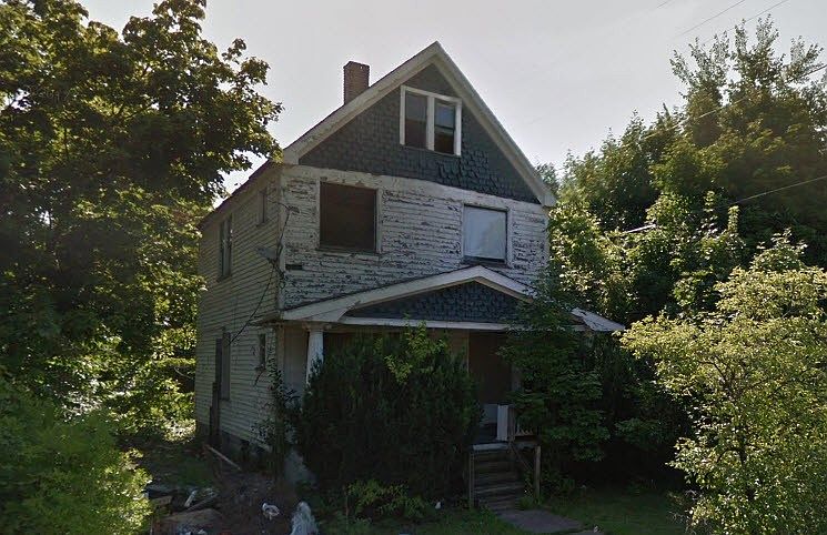 1st image of 3553 E 124th St