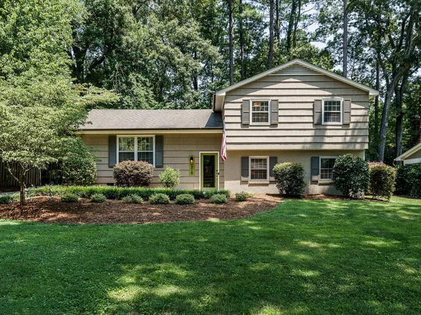 318 Glen Valley Dr, Raleigh, NC 27609