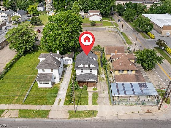 2nd image of 1012 Brown St