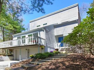 5 Falcon Rd, Sharon, MA 02067