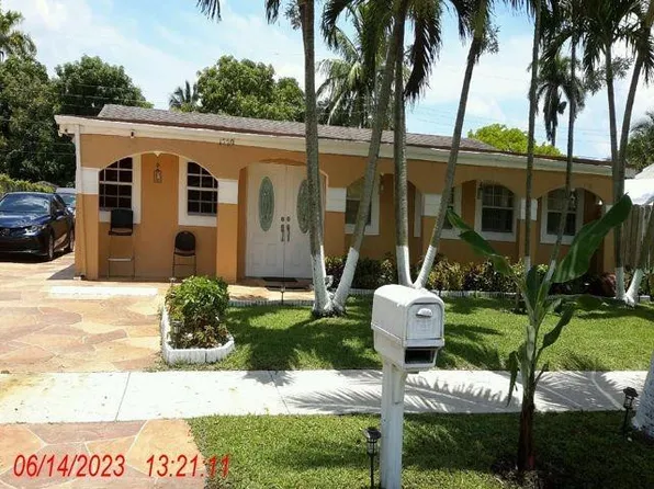 1720 SW 69th Avenue, North Lauderdale, FL 33068