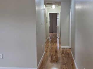 766 S 17th St #2B, Newark, NJ 07103