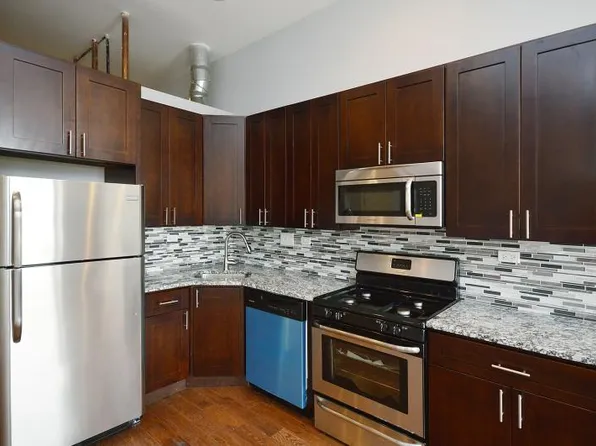 707 N Milwaukee Ave #2F, Chicago, IL 60642