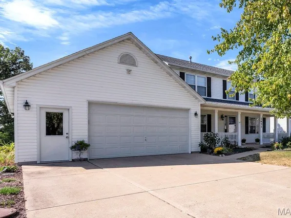 2651 Babble Creek Ln, O'Fallon, MO 63368