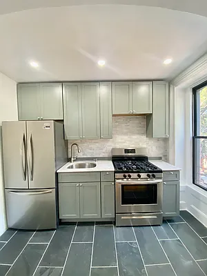 Rented by CMV Realty Inc. | media 16