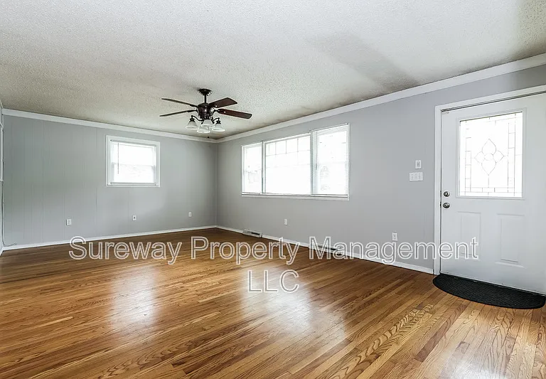 359 Lake Blvd — Photo 2