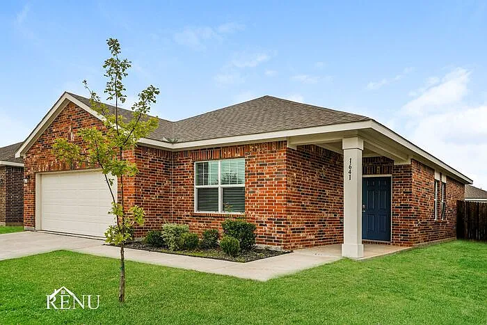 1604 Ancer Way — Photo 3