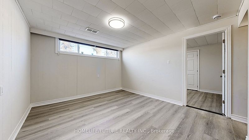 Toronto House for rent - 5 Bedrooms — photo 34