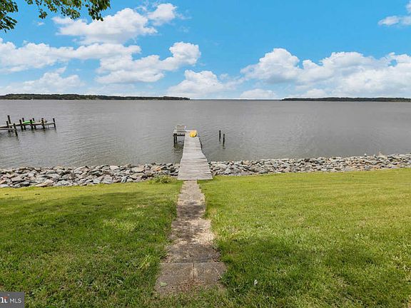 5th image of 40355 Rosebank Ln