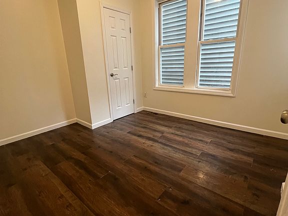 5th image of 212 Summer Ave Floor 1