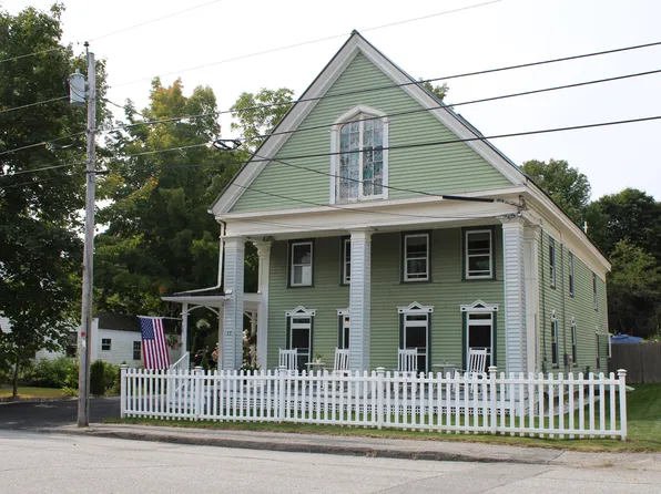 23 Lincoln Avenue, Gardiner, ME 04345